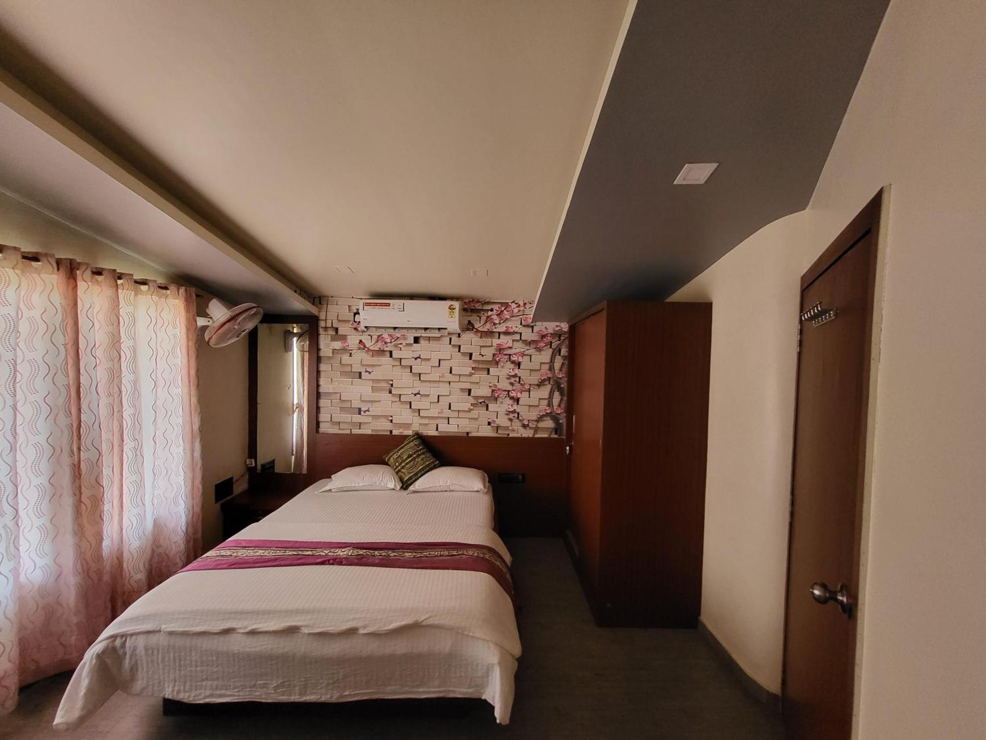 Paras Holiday Home サーターラー エクステリア 写真